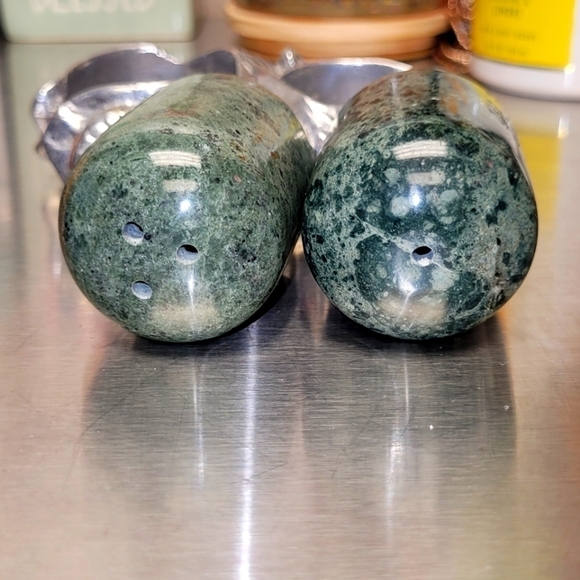 Arthur Court Vintage Elephant Salt & Pepper Shakers Aluminum Green Marble 1994 - Picture 6 of 13